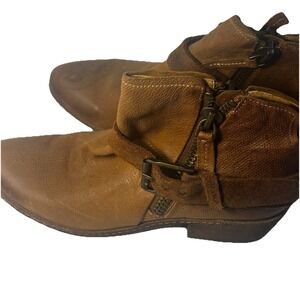 Dolce‎ Vita Womens Size 8 M Brown Leather Zip Buckle Ankle Fashion Boots Bootie